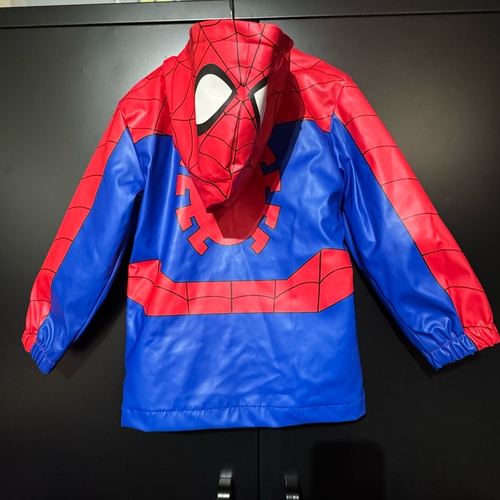 Boys size 4t | Marvel Spiderman | Raincoat - Picture 2 of 5